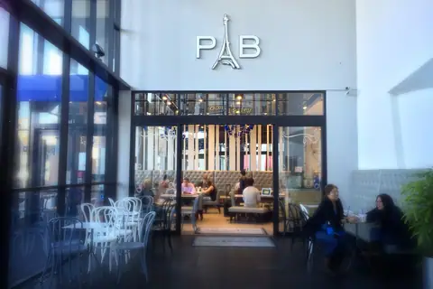 Real Pâtisserie photo 4